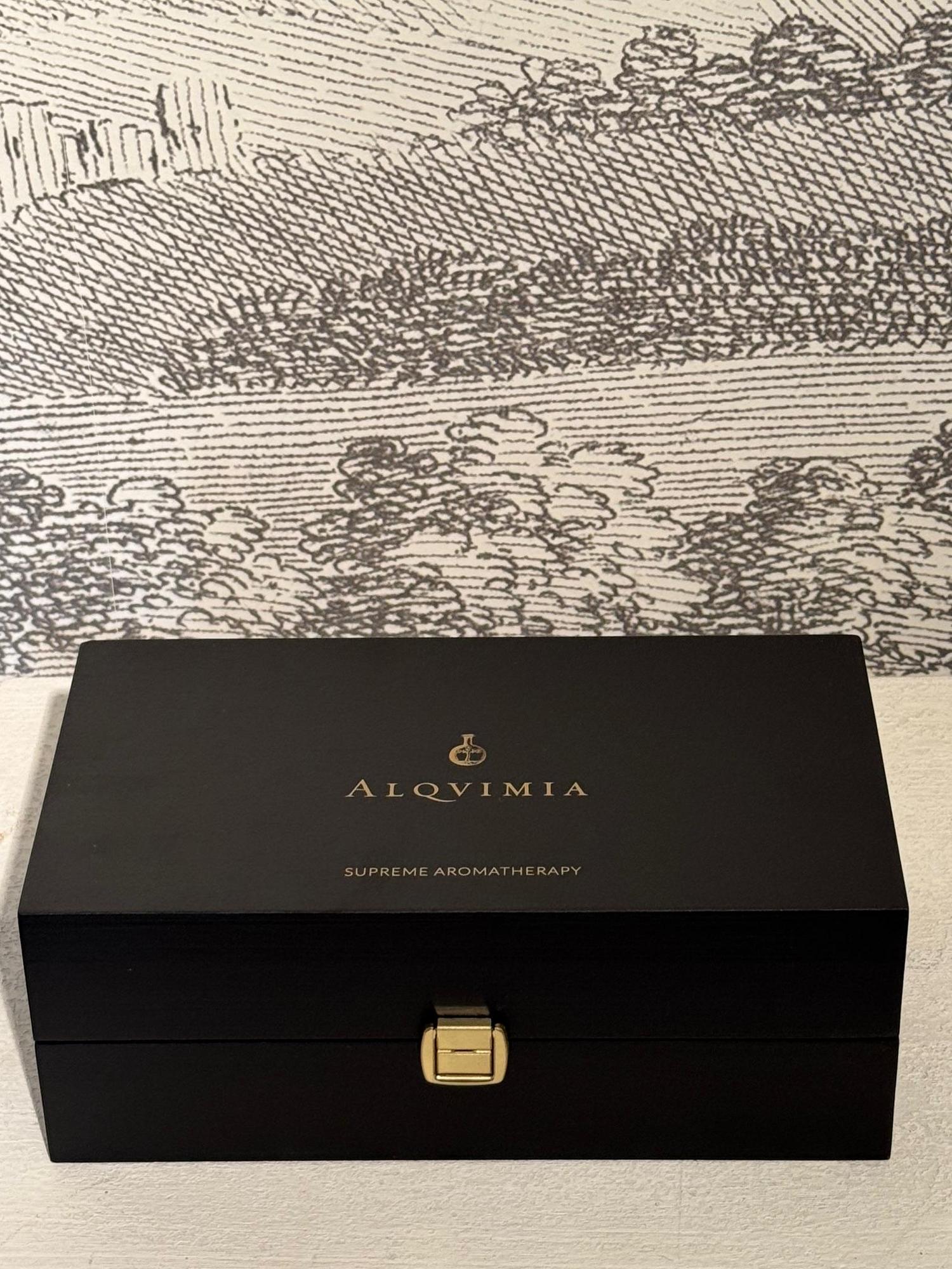 Piano box