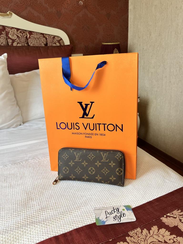 Кошелёк monogram Louis Vuitton коричневый 744152