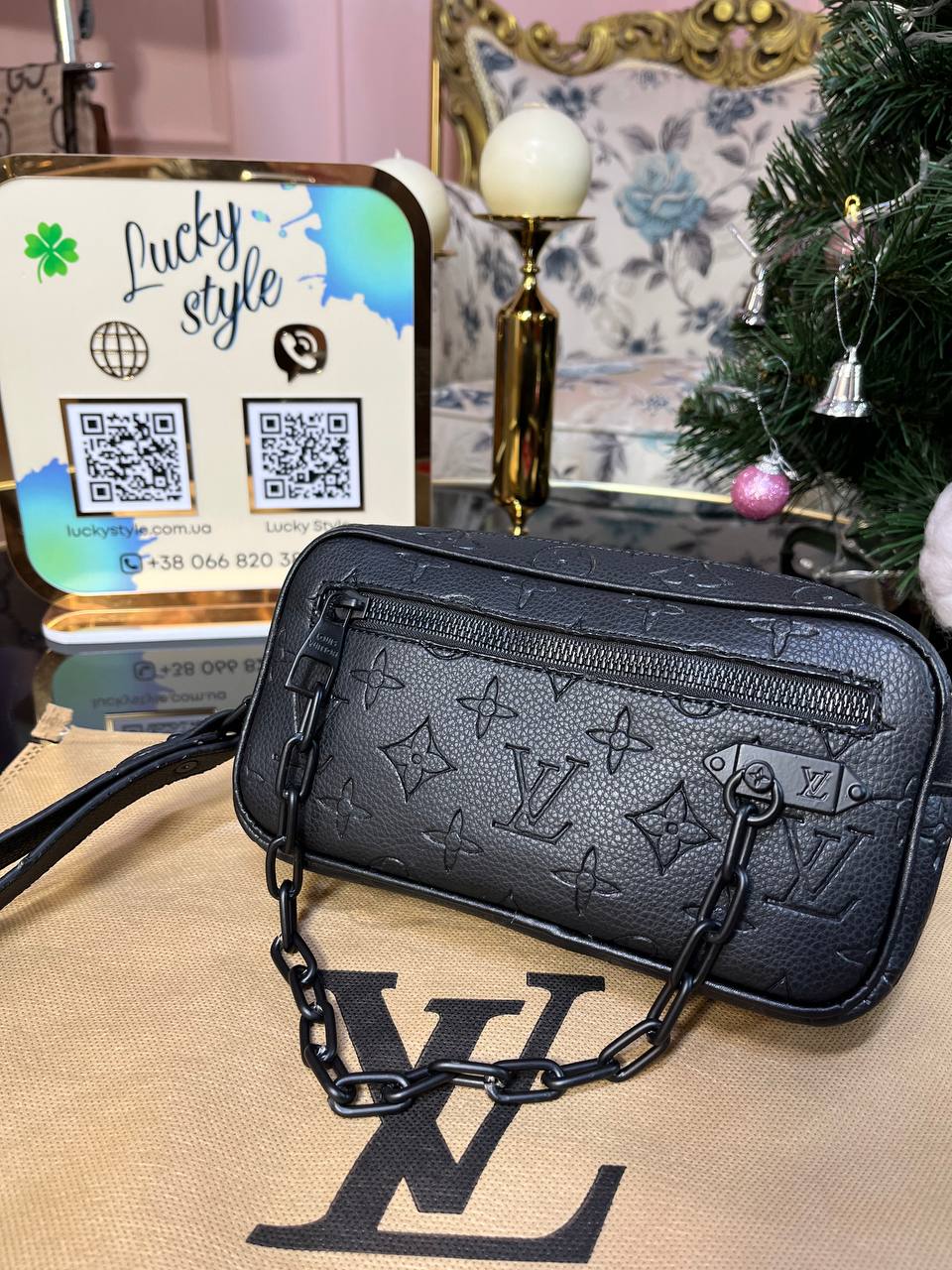 Trunk Louis Vuitton black барсетка косметичка 23111
