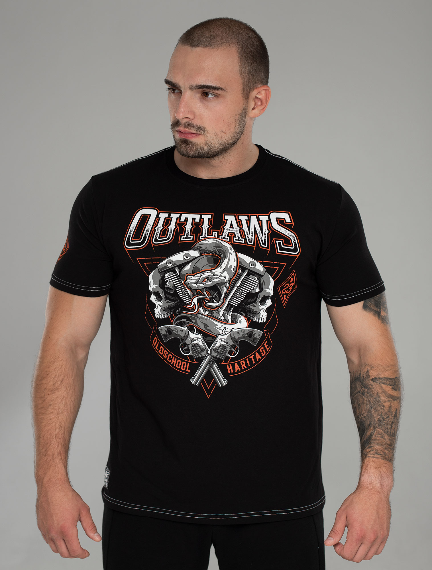 Футболка Outlaws