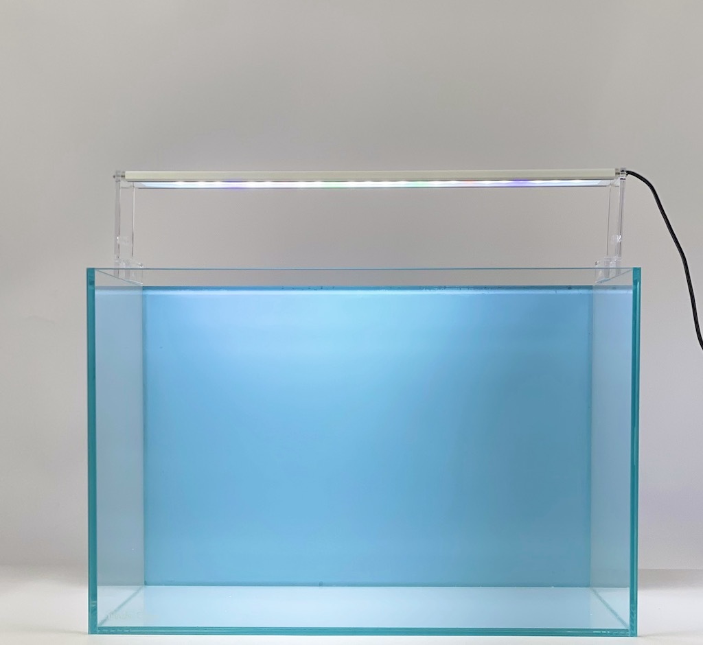 Голубой фон для аквариума