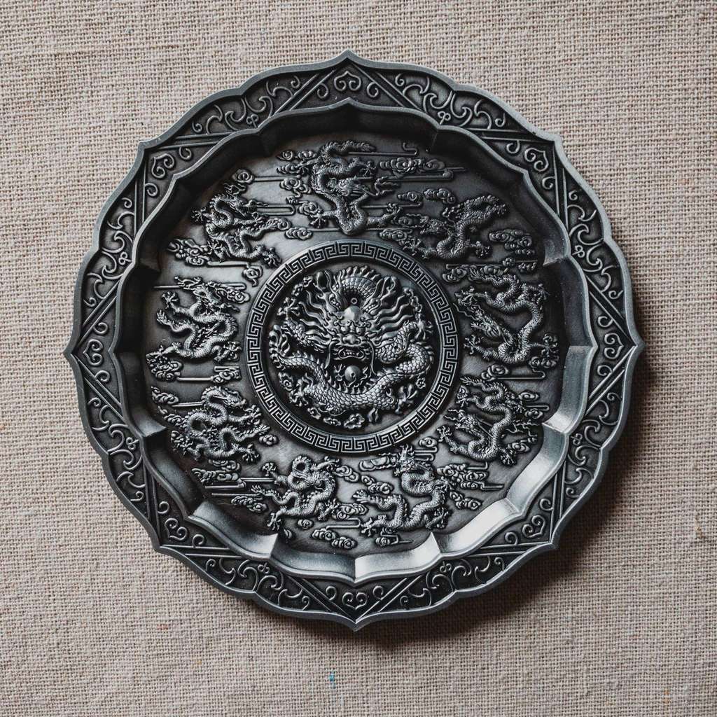 Залізне блюдце із зображенням дракона