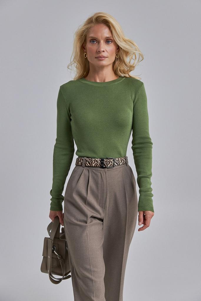 Класичний лонгслів оливкового кольору