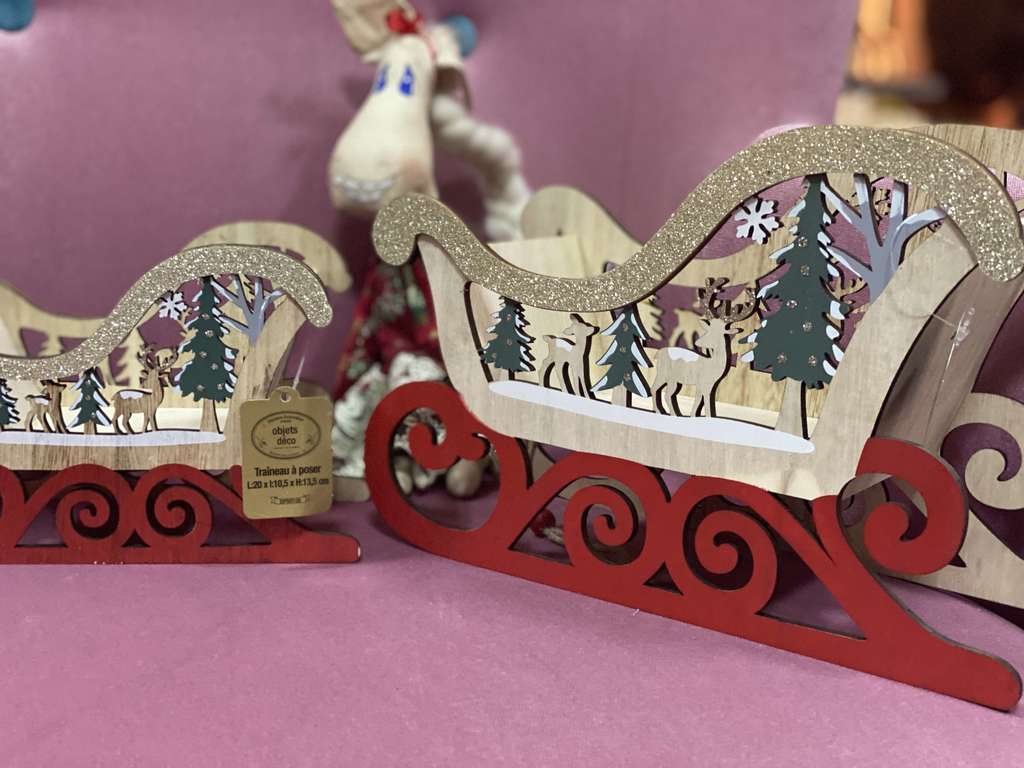 Різьдвянний декор "Санчата"