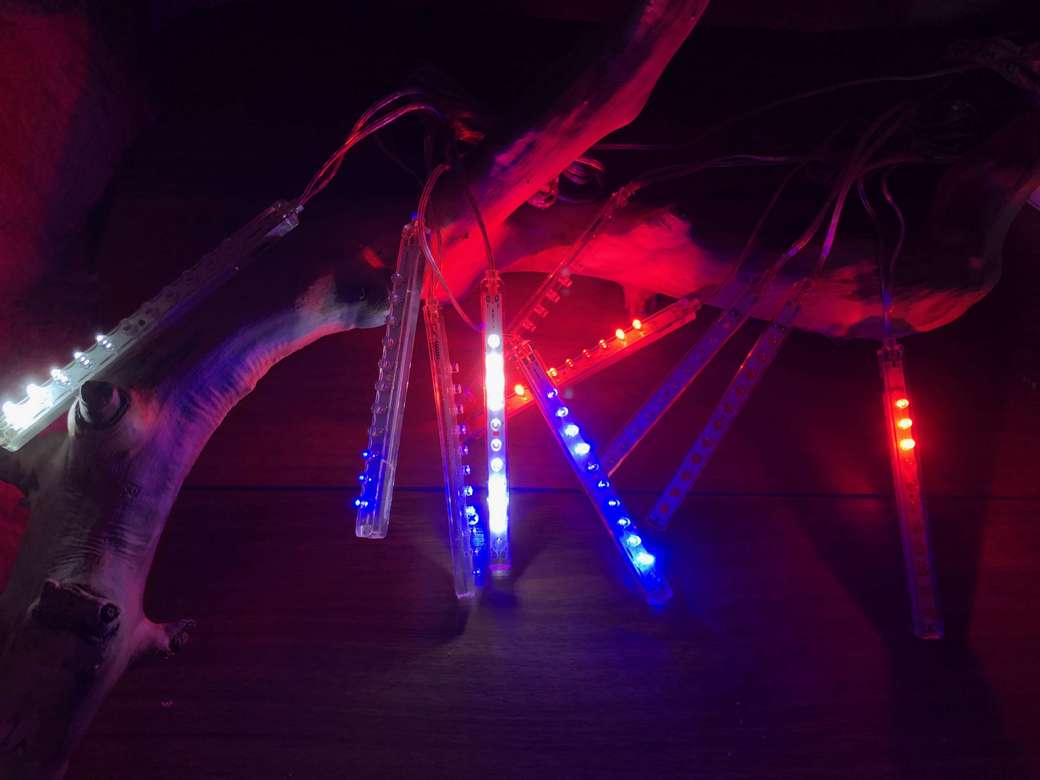 Светодинамические краплі  "Лід що падає"