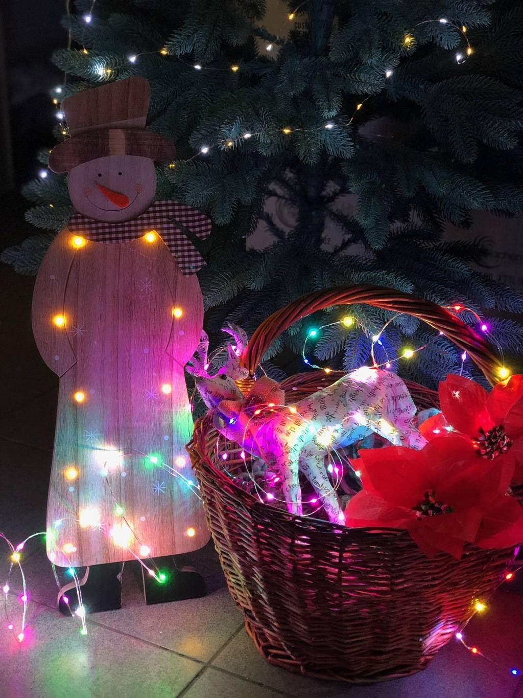 Світловий декор "Фігурки Різдва"