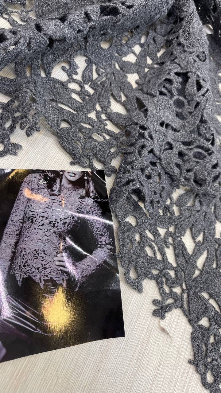 1,72м; 1,23м Кружево из кашемира и шерсти Scervin0 серого цвета