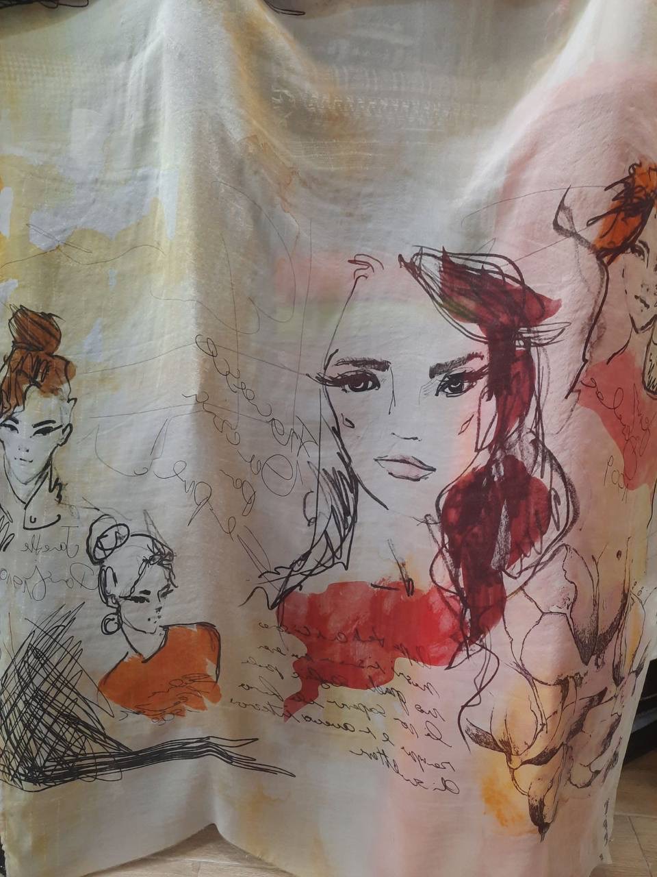 Шелковый шифон с мононитью multicolor поп-арт в теплых тонах