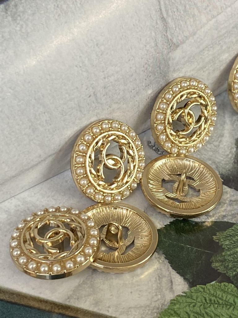 Button 23 mm, metal