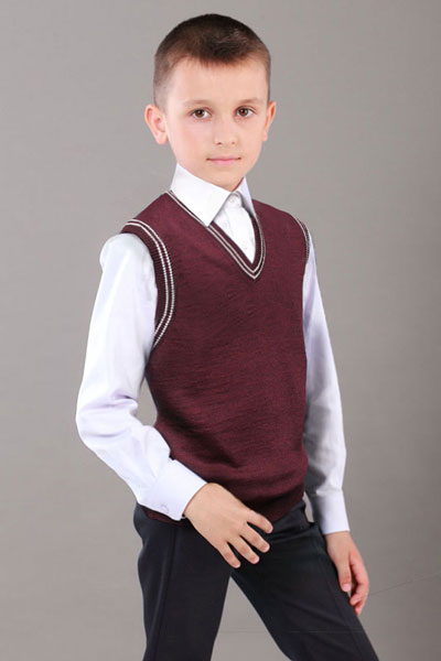 KNITTED VEST FOR BOY, MODEL 221