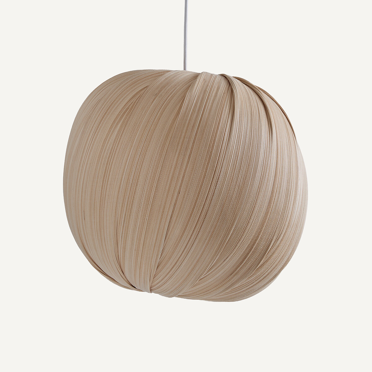 Подвесной светильник в виде шара из плетеного бамбука