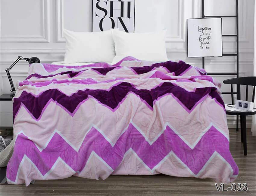 плед на кровать розовый зигзаг