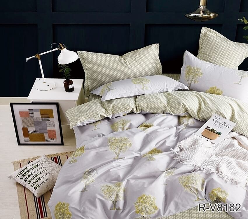 постельное белье с деревьями