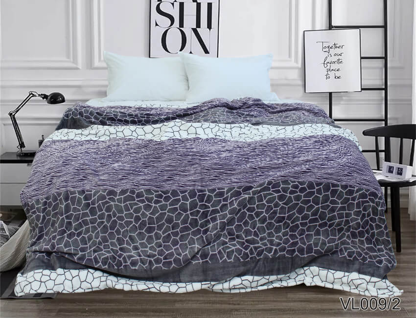 плед на кровать графитовый с фиолетовым