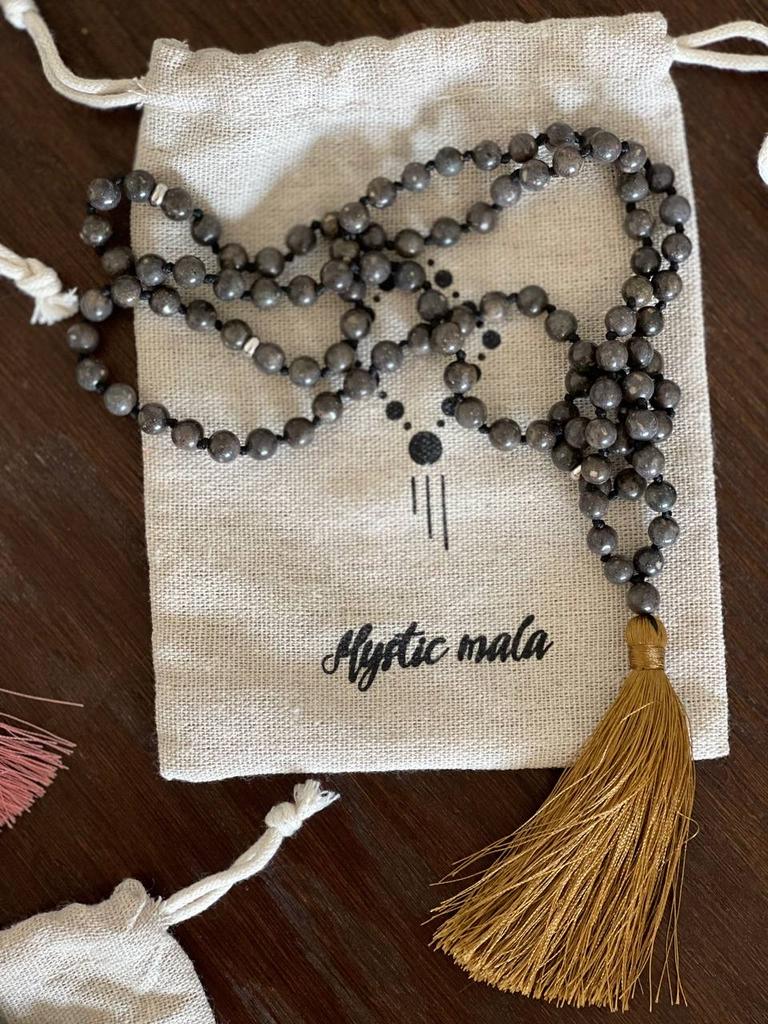 Мала из коричневого опала