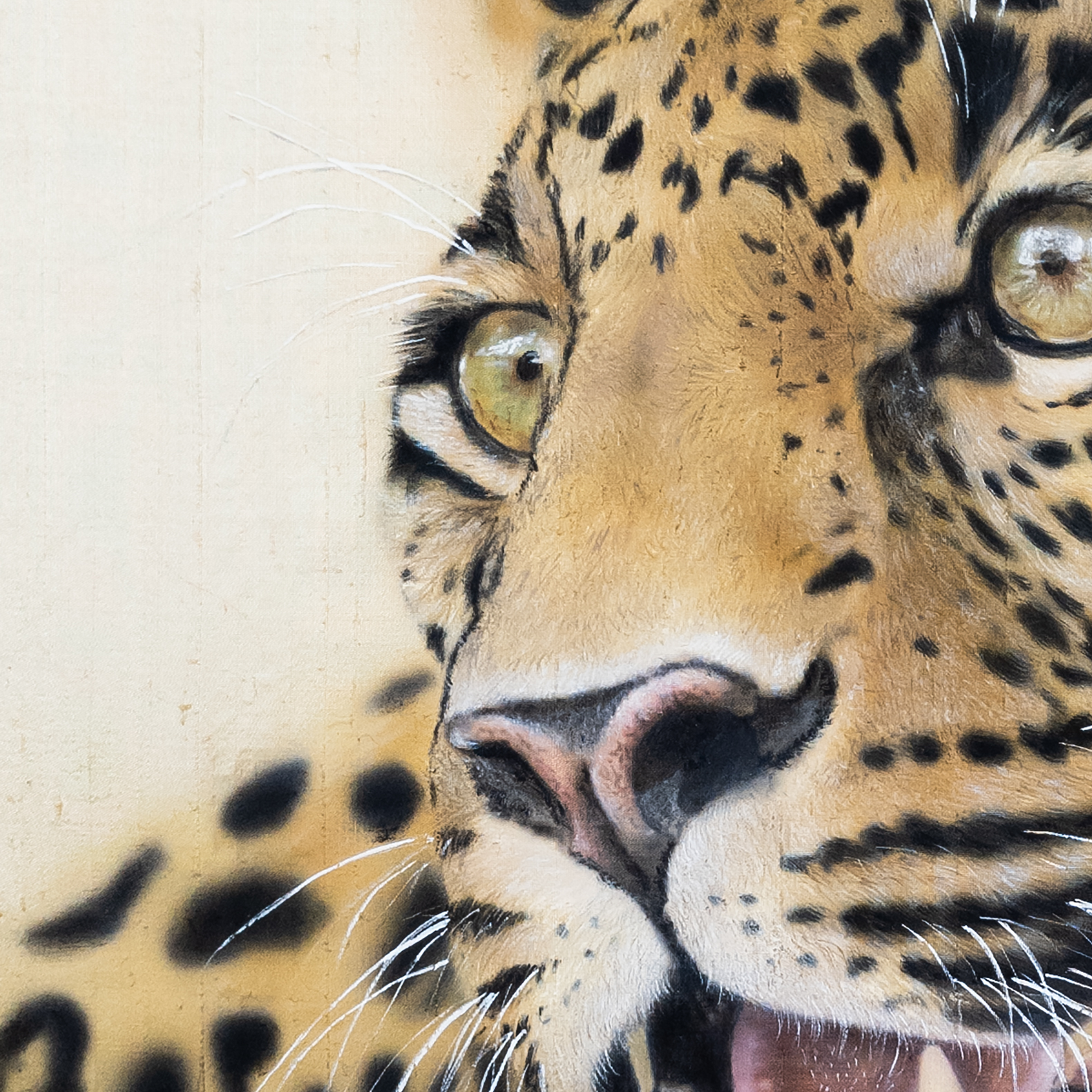 Leopard -  Hyperrealistic portrait painted on pure silk