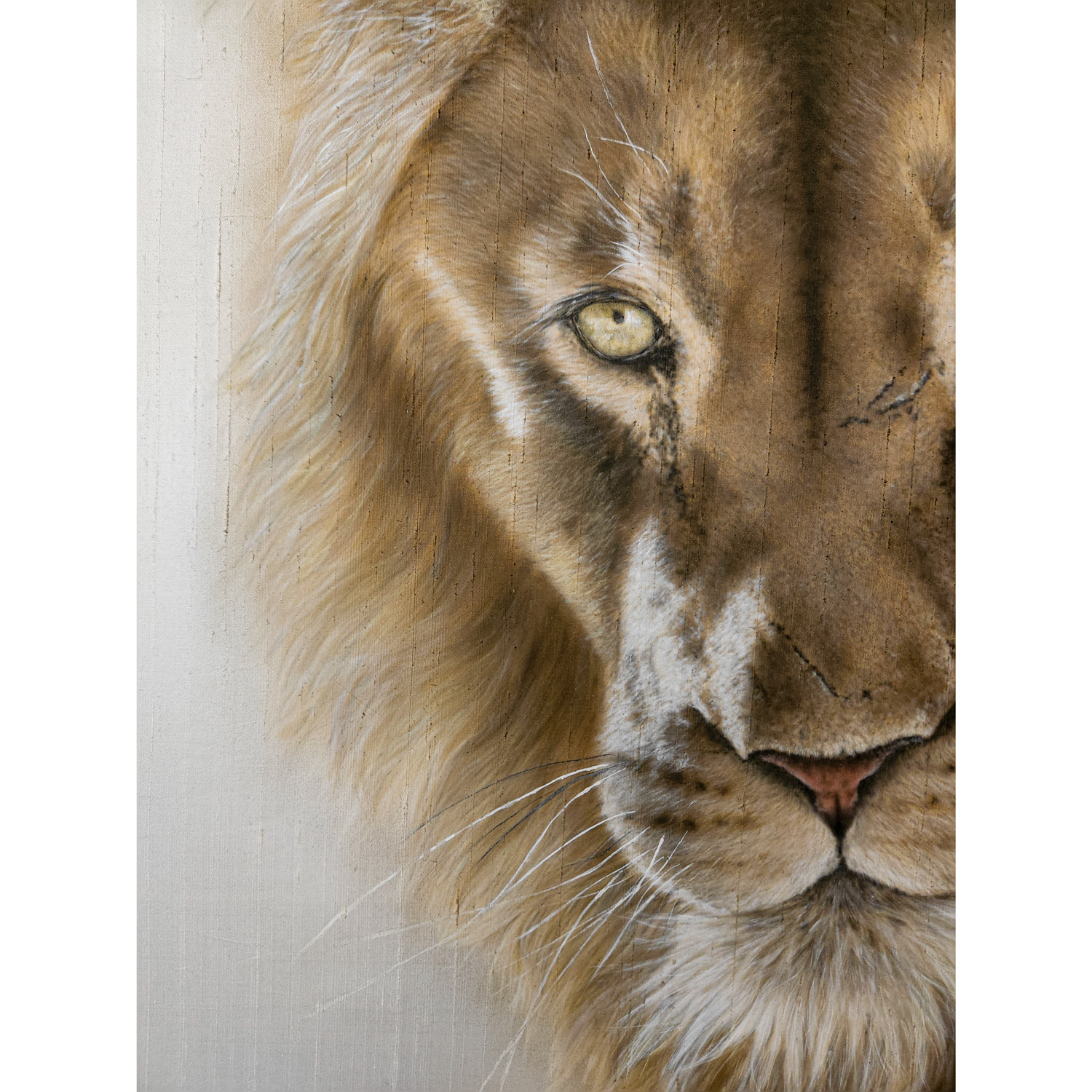 Lion -  Hyperrealistic lion portrait painted on pure silk