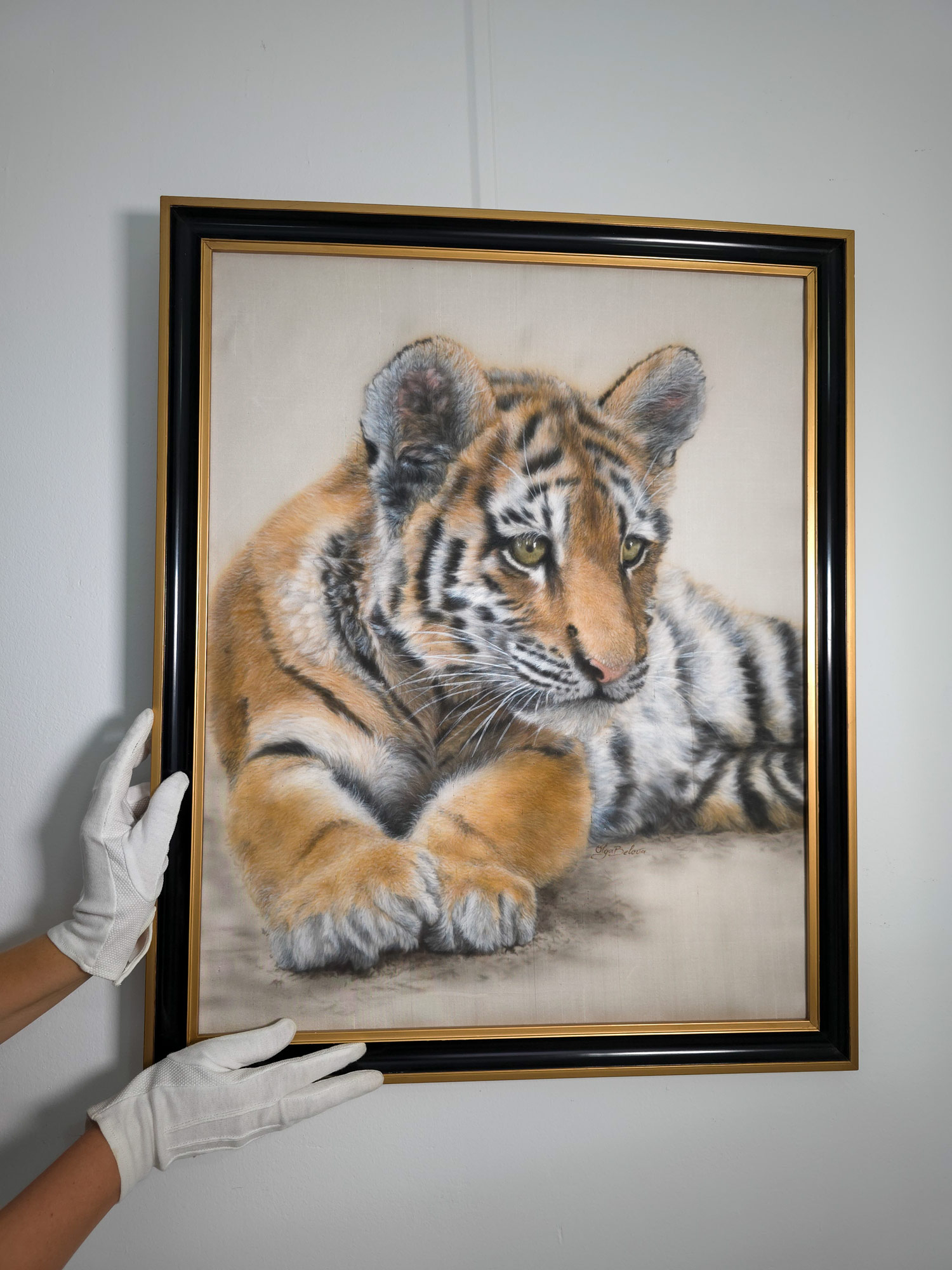 Curious Majesty – Silk Painting