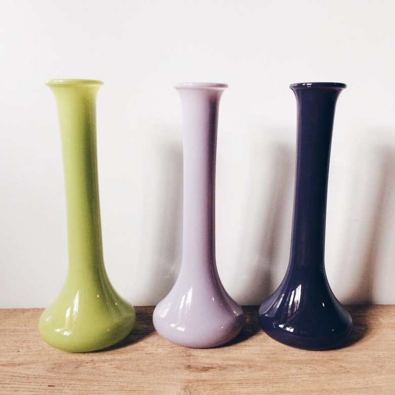 Ваза вузька зелена/ ваза вузька рожева/ ваза вузька фіолет, скло VA-076
