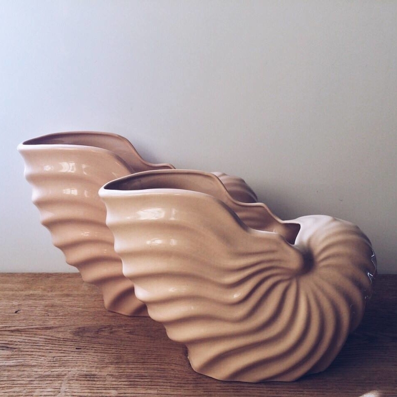 Ваза-мушля беж, кераміка VA-038