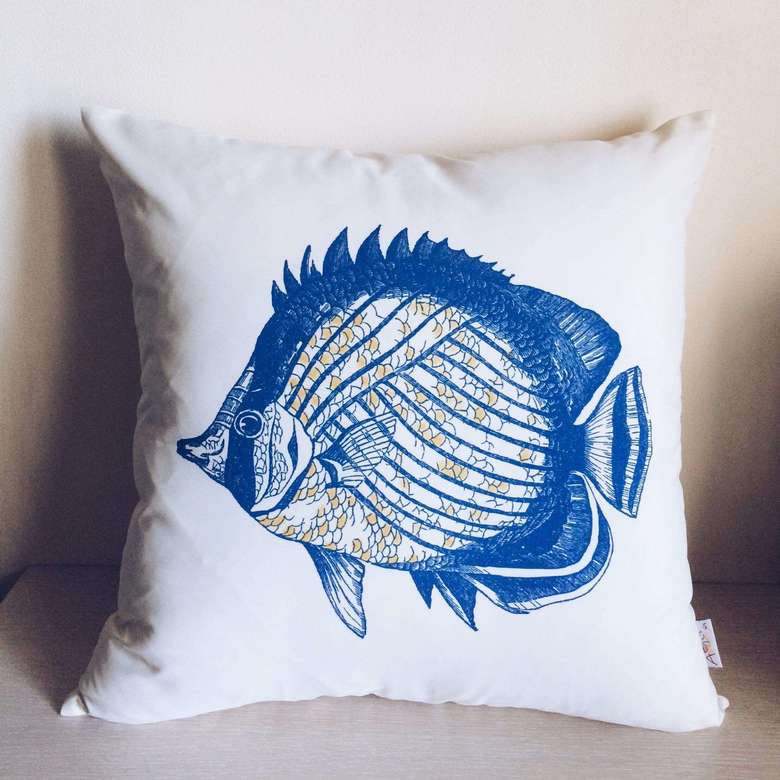 Подушка декоративна серія "море" риба PW-016
