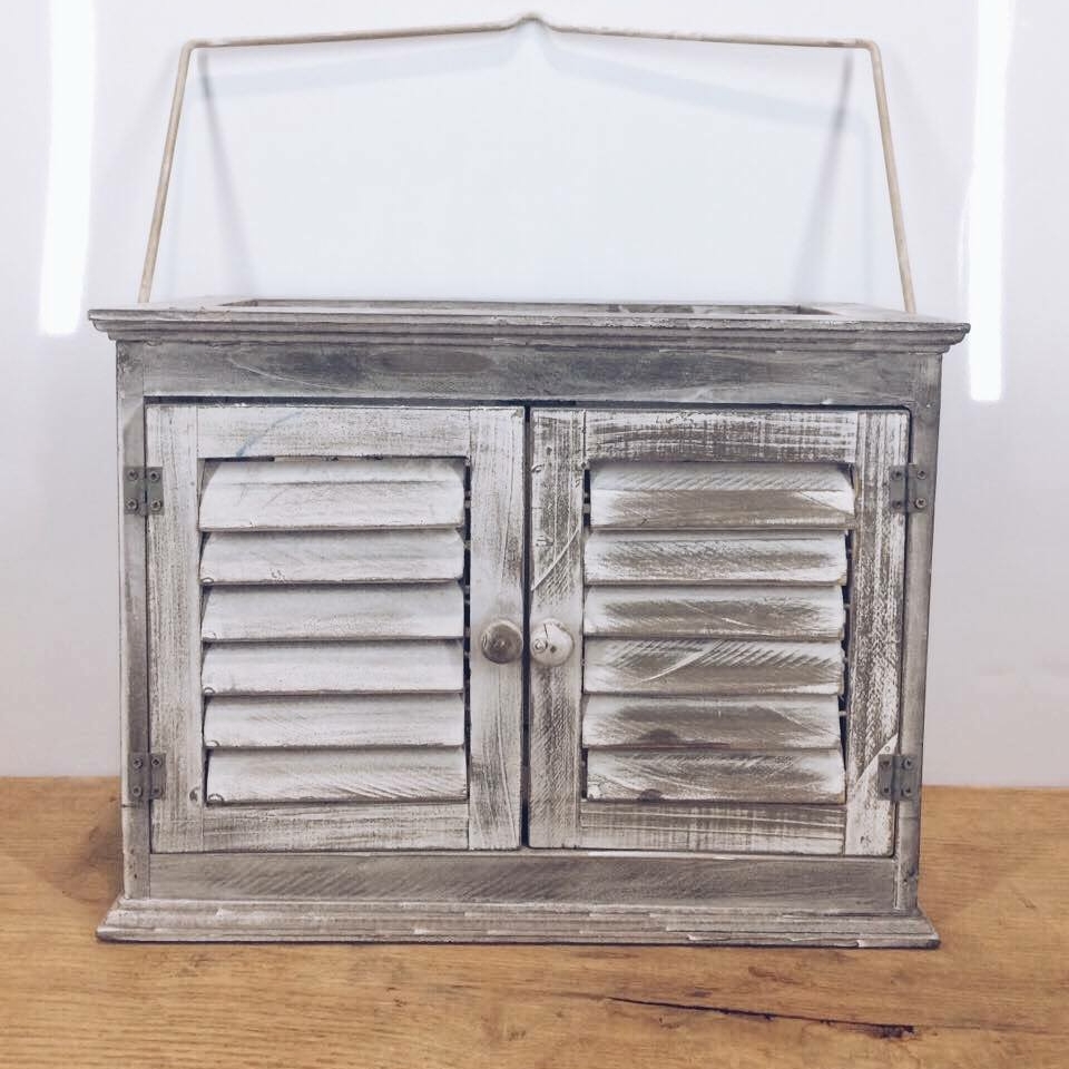 Ліхтар з ручкою і дверцятами сіро-білий, дерево/метал CL-021