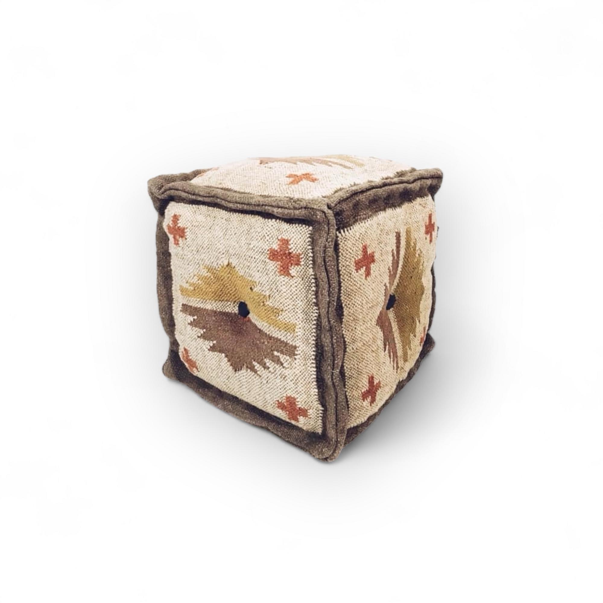 Пуф безкаркасний коричневий/беж, килимова обивка PF-010