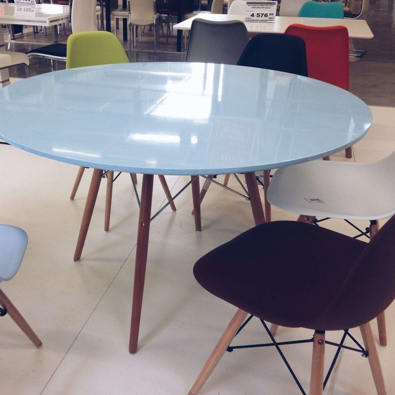 Стіл обідній круглий блакитний Eames Eiffel DSW TB-013
