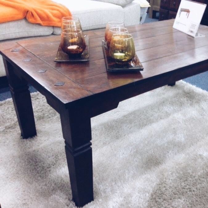 Кавовий столик прямокутний з элементами різблення, темне дерево/метал TB-552