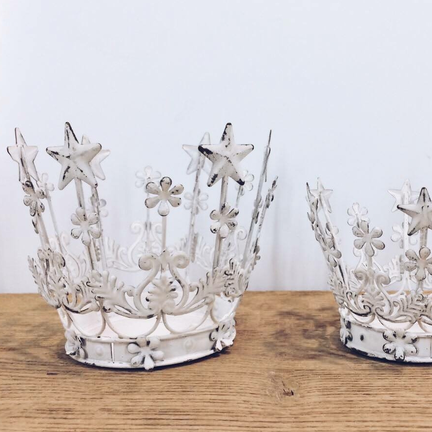 Підсвічник-корона біла, метал CA-051