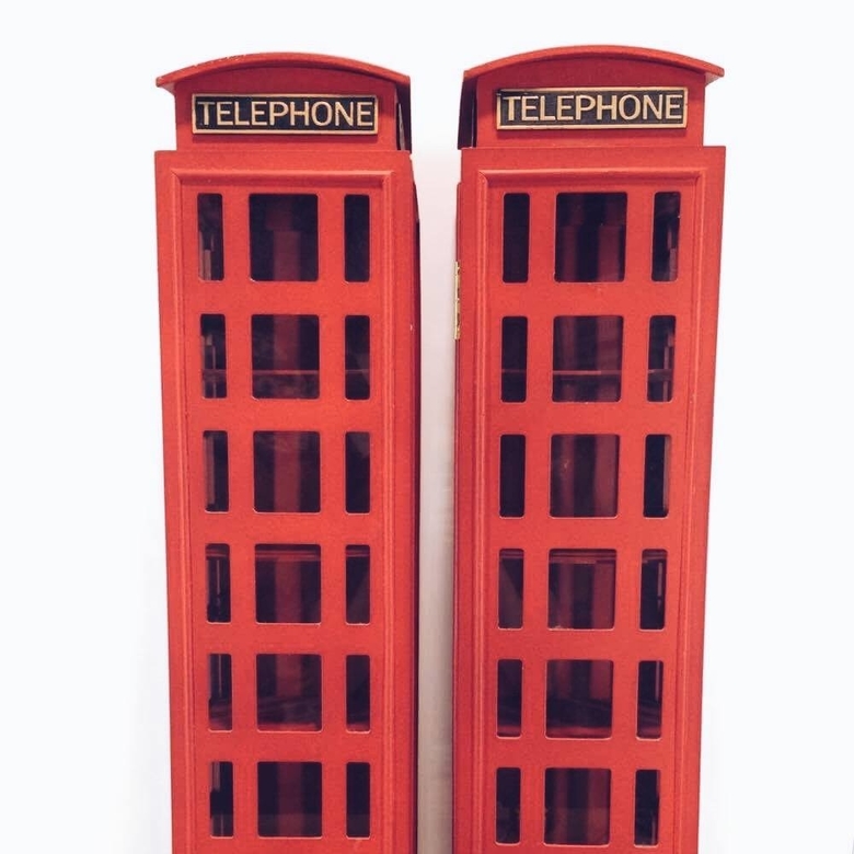 Шафка для CD "Британія" червона, дерево SF-003