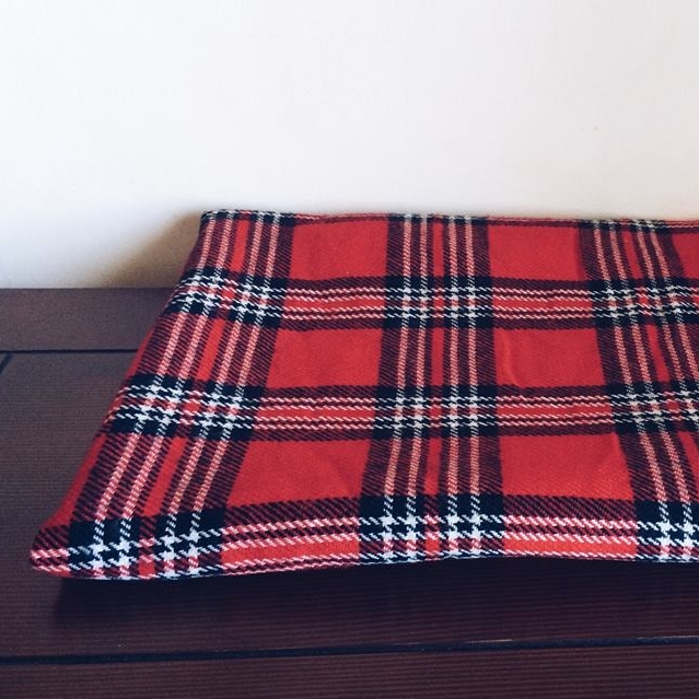 Плед червоний у ч/б клітинку WR-007