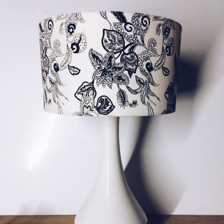 Лампа настільна LT-088