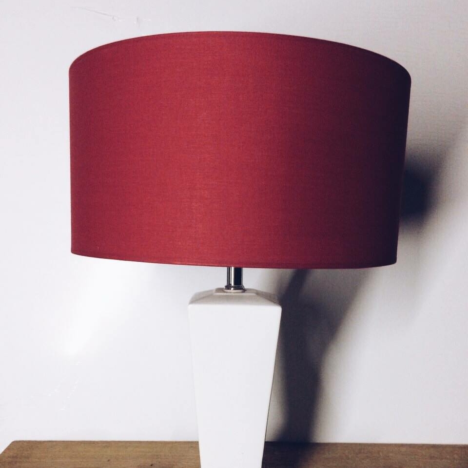 Лампа настільна LT-081