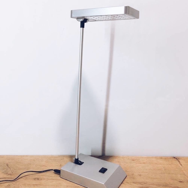 Лампа офісна LT-062