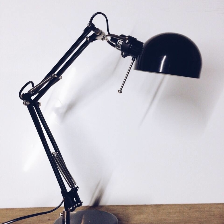 Лампа офісна LT-101