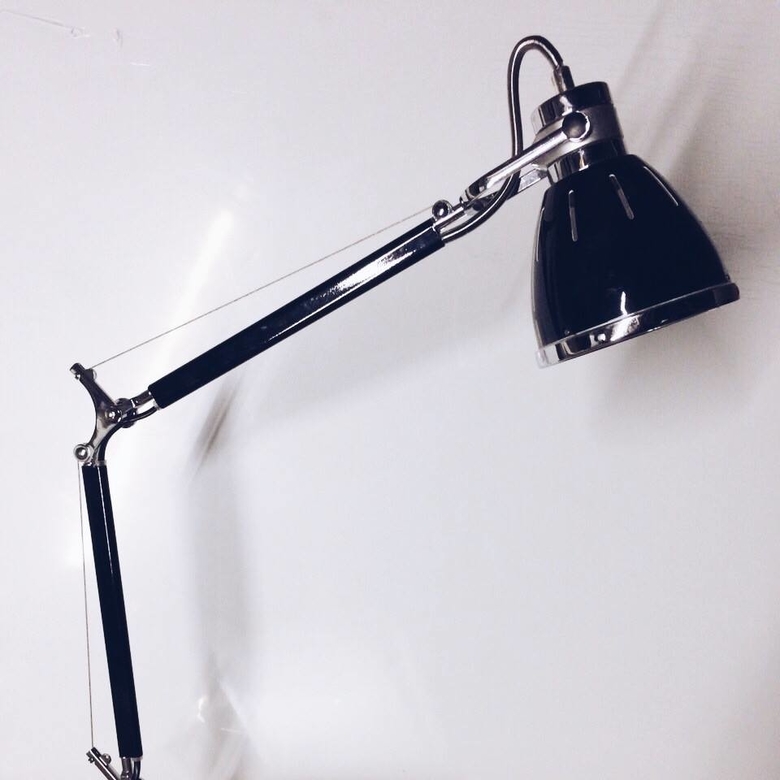 Лампа офісна LT-100