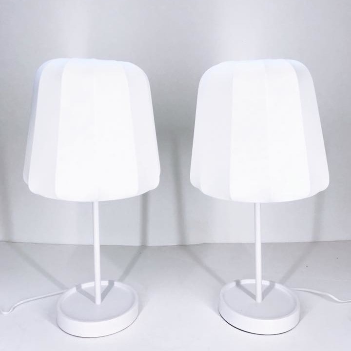 Лампа настільна білий метал тканина LT-033