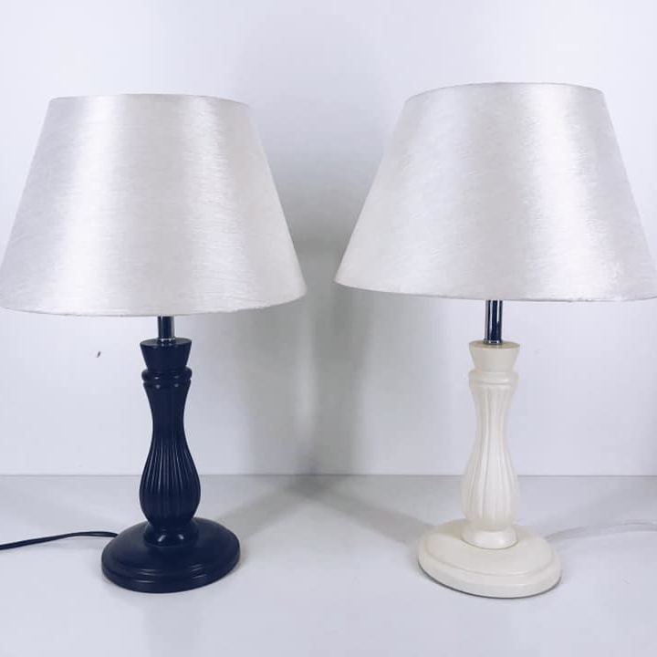 Лампа настільна чорний/білий LT-010