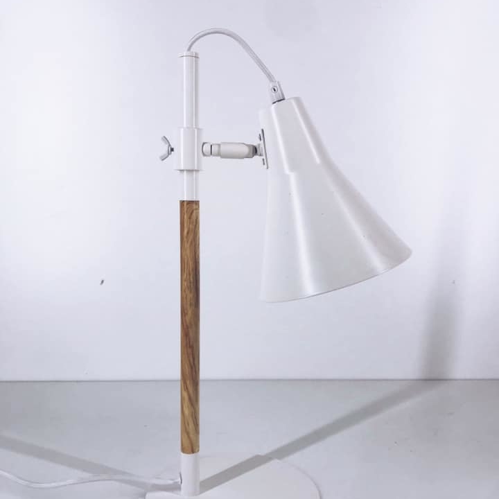 Лампа настільна дерево/метал білий LT-009