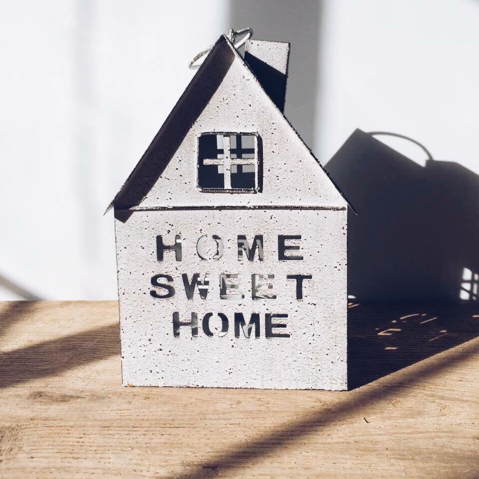 Ліхтар Будиночок білий метал CL-060