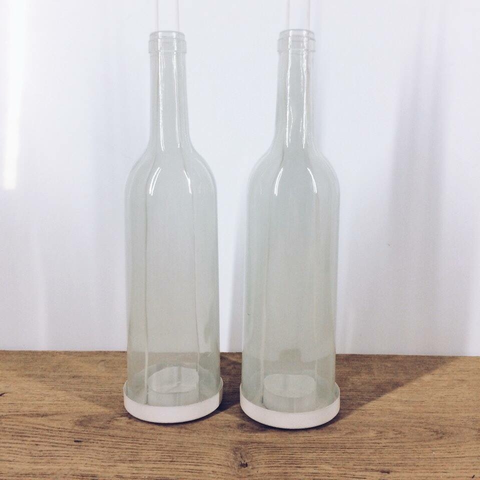 Підсвічник-пляшка скло/метал білий CS-052