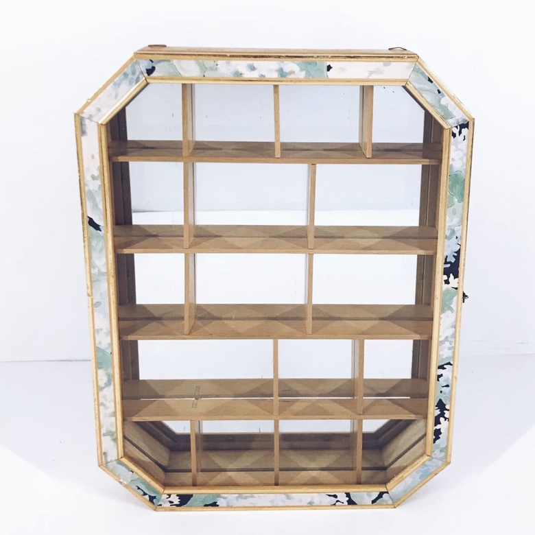 Вітрина для дрібного декору дерево/скло/дзеркало DE-123