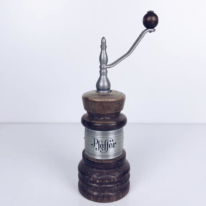 Млинок для спецій вінтаж т-дерево KD-007