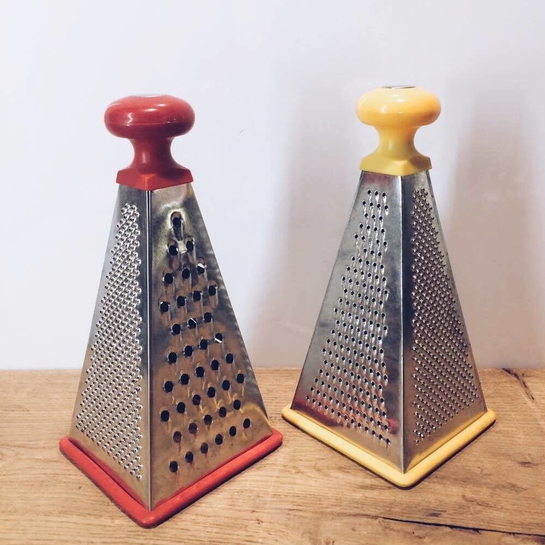 Тертка метал/пластик KH-053