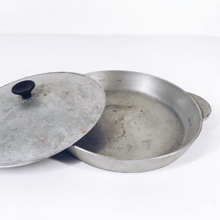 Пательня з двома ручками та кришкою алюміній KH-075