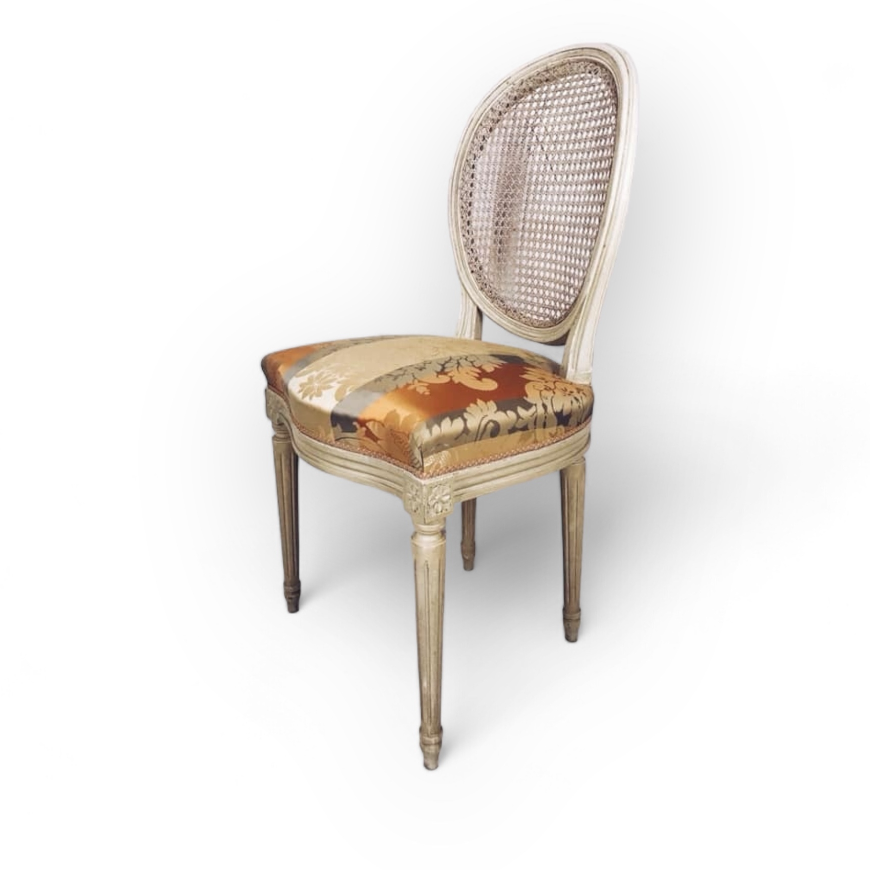 Стілець вінтаж медальйон ротанг.сітка/атлас ST-064