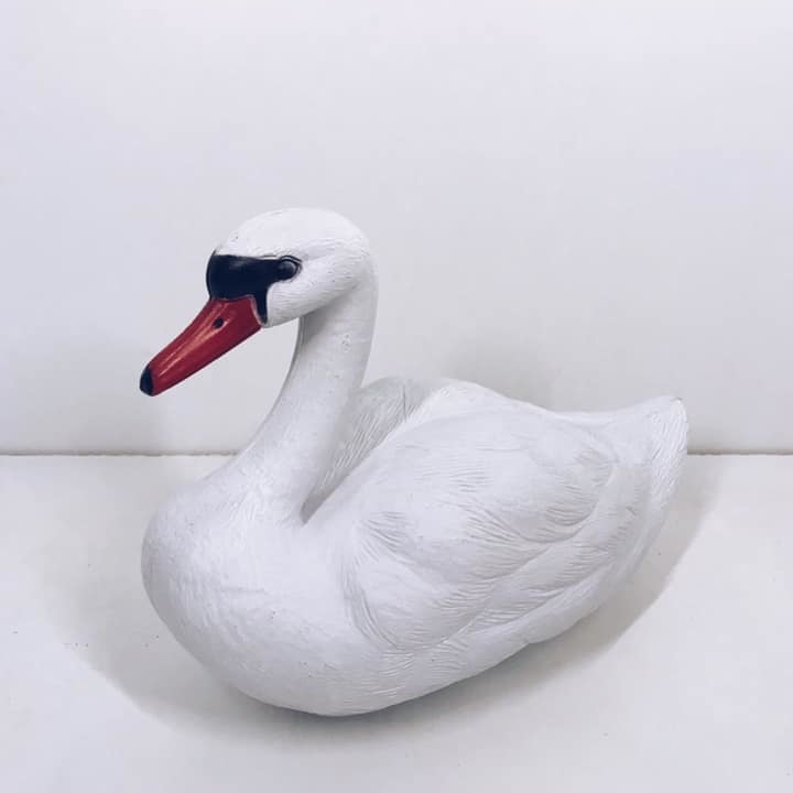 Лебідь декоративний полімер MU-013