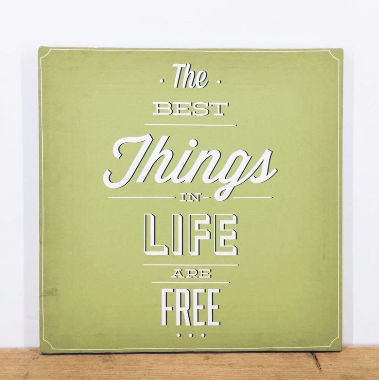 Постер The best things in life are free AR-140