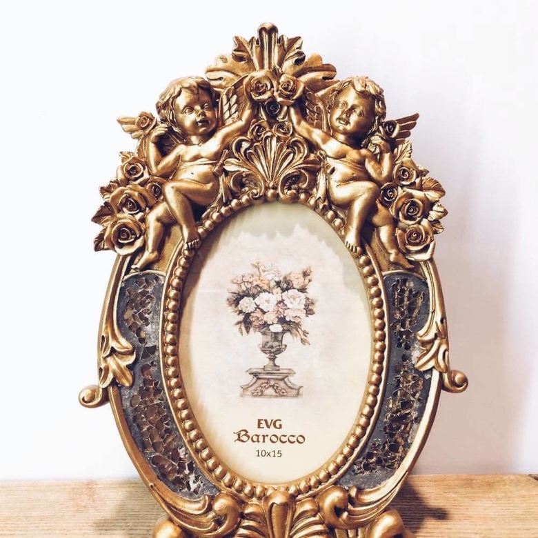 Рамка овал з ангелами золото полімер AR-229